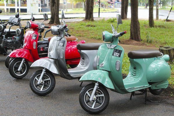 Não consigo chegar ao chão com a minha Vespa (1)